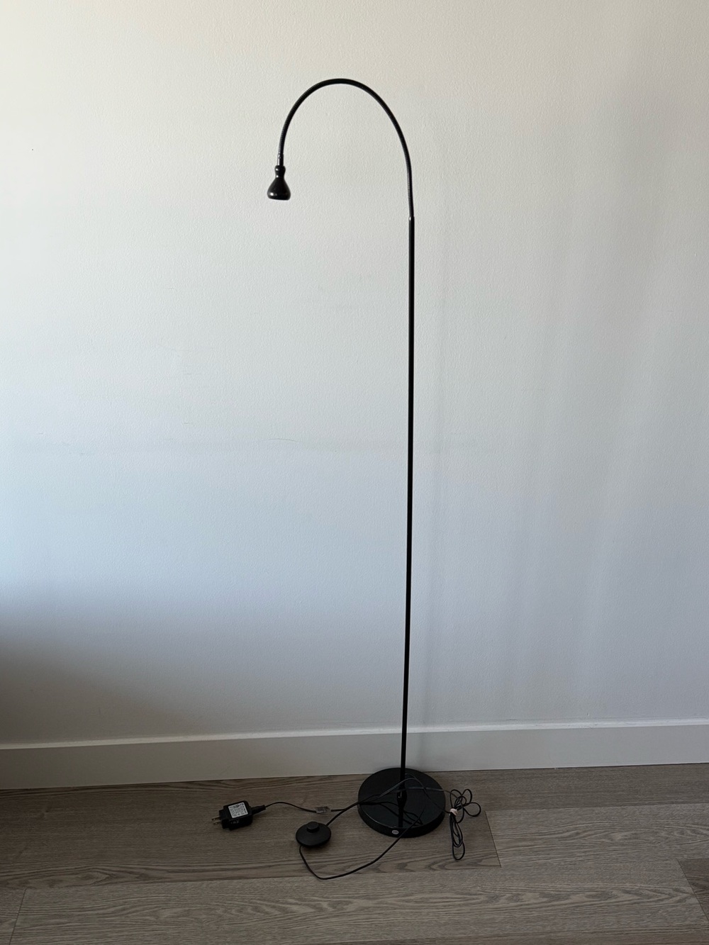 IKEA Vintage Black Jansjo Floor Lamp Flexible Gooseneck Articulating Led Light